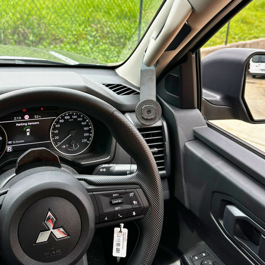 Mitsubishi Triton MV Phone Mount