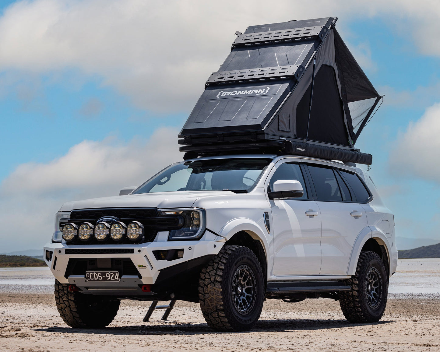 Orion 1200 - Lightweight Hardshell Rooftop Tent