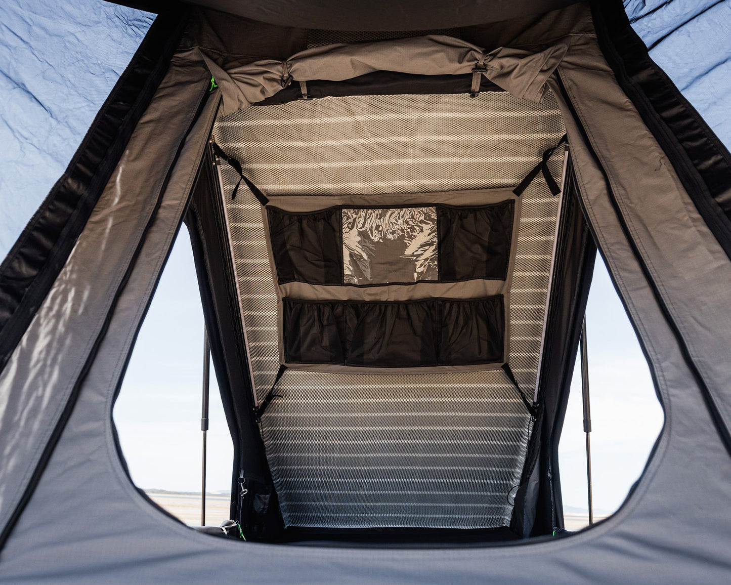 Orion 1200 - Lightweight Hardshell Rooftop Tent