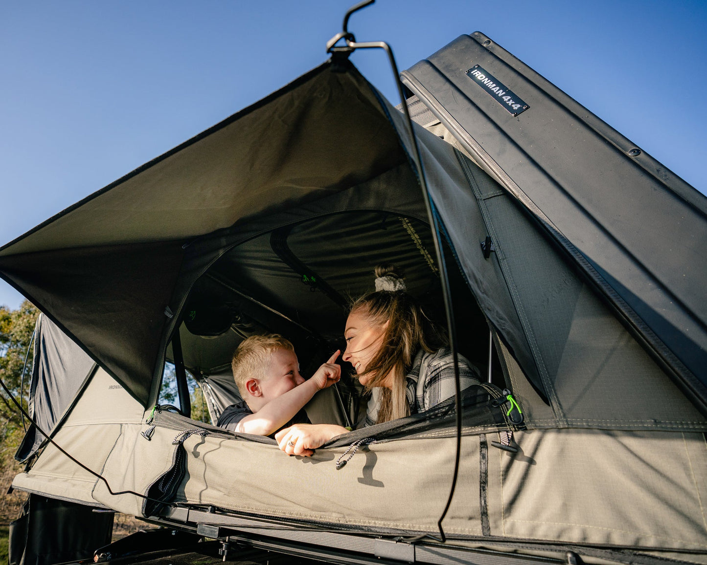 Ursa 1300 - ABS Hardshell Rooftop Tent