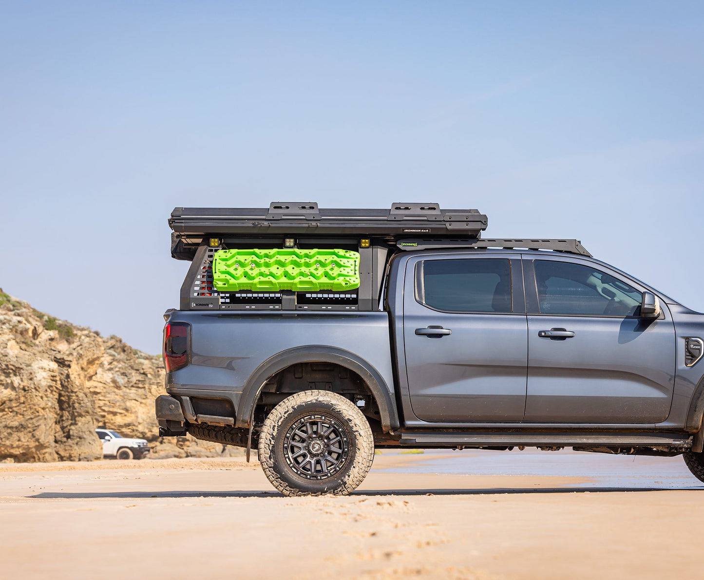 Raid Tub Rack