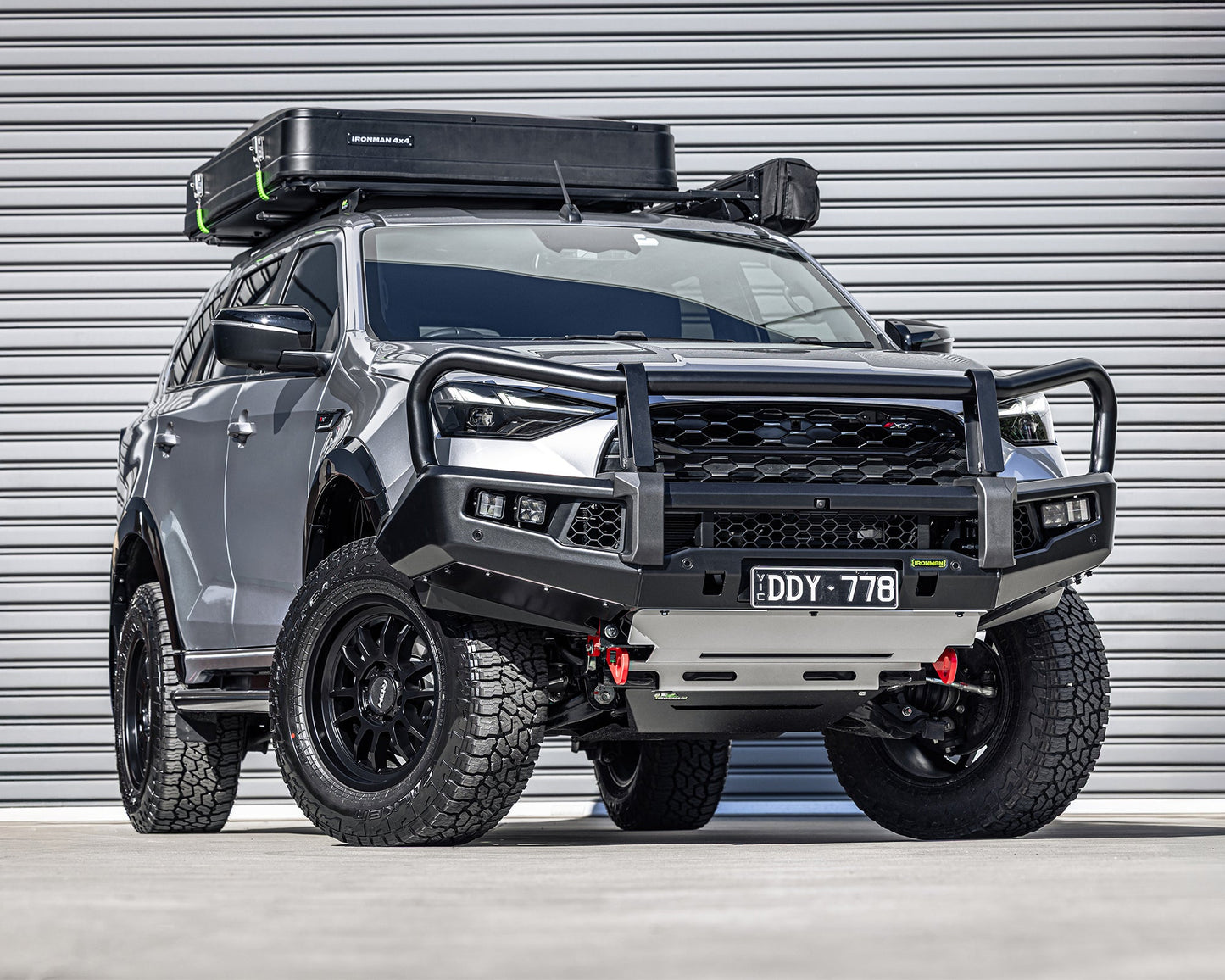 APEX Bull Bar & Lights Kit