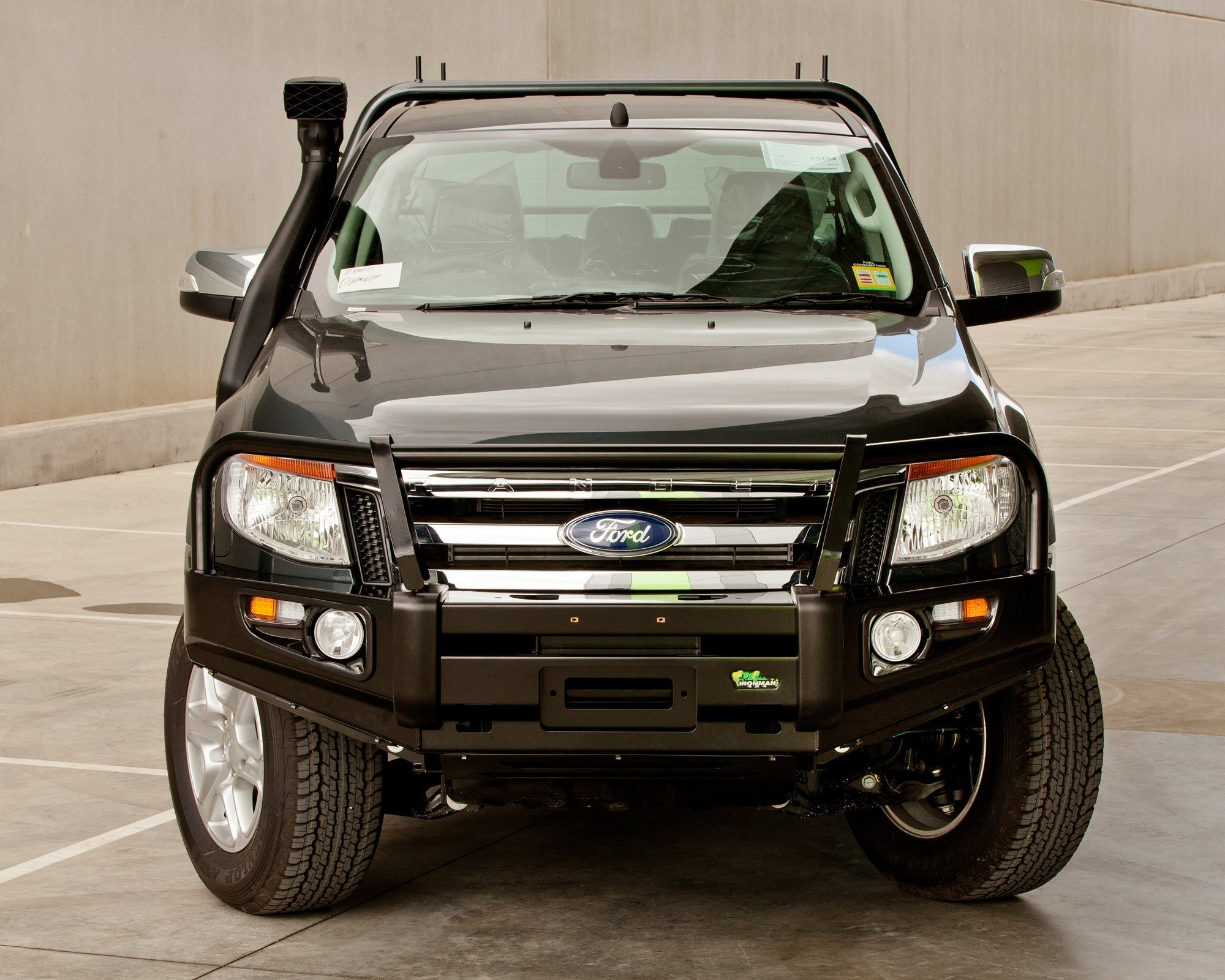 Deluxe Bull Bar – Truracks Western Towbars and Bullbars