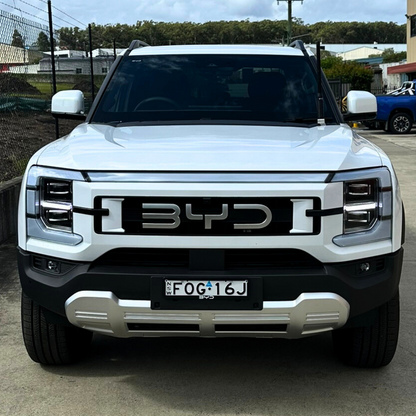 BYD Shark 6 Bonnet Hinge UHF Antenna Bracket