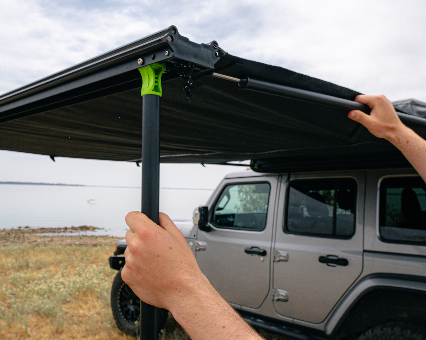 Deltawing 90 Awning (1.4M x 2M)