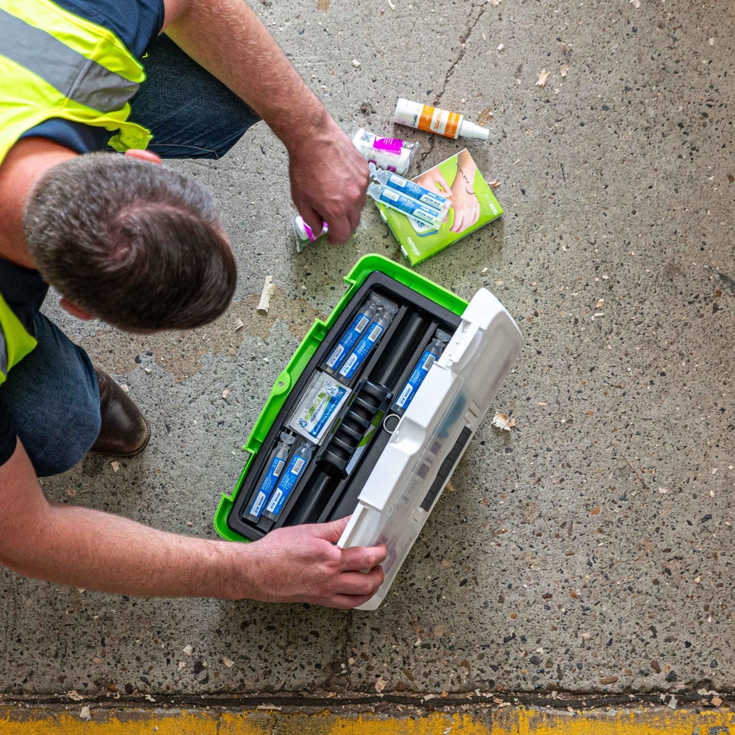 FastAid R2 Constructa Max™ Tackle Box First Aid Kit