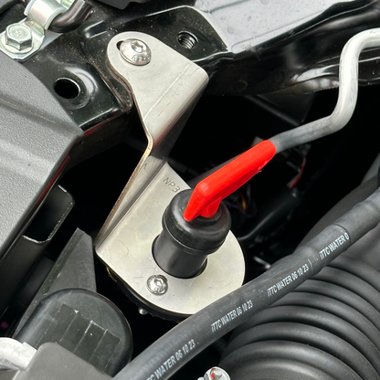 2022-2024 Mitsubishi Pajero Sport 12V Winch/Battery Isolator Switch & Mount