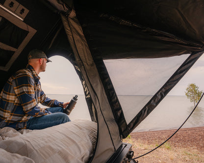 Orion 1400 - Aluminium Hardshell Rooftop Tent