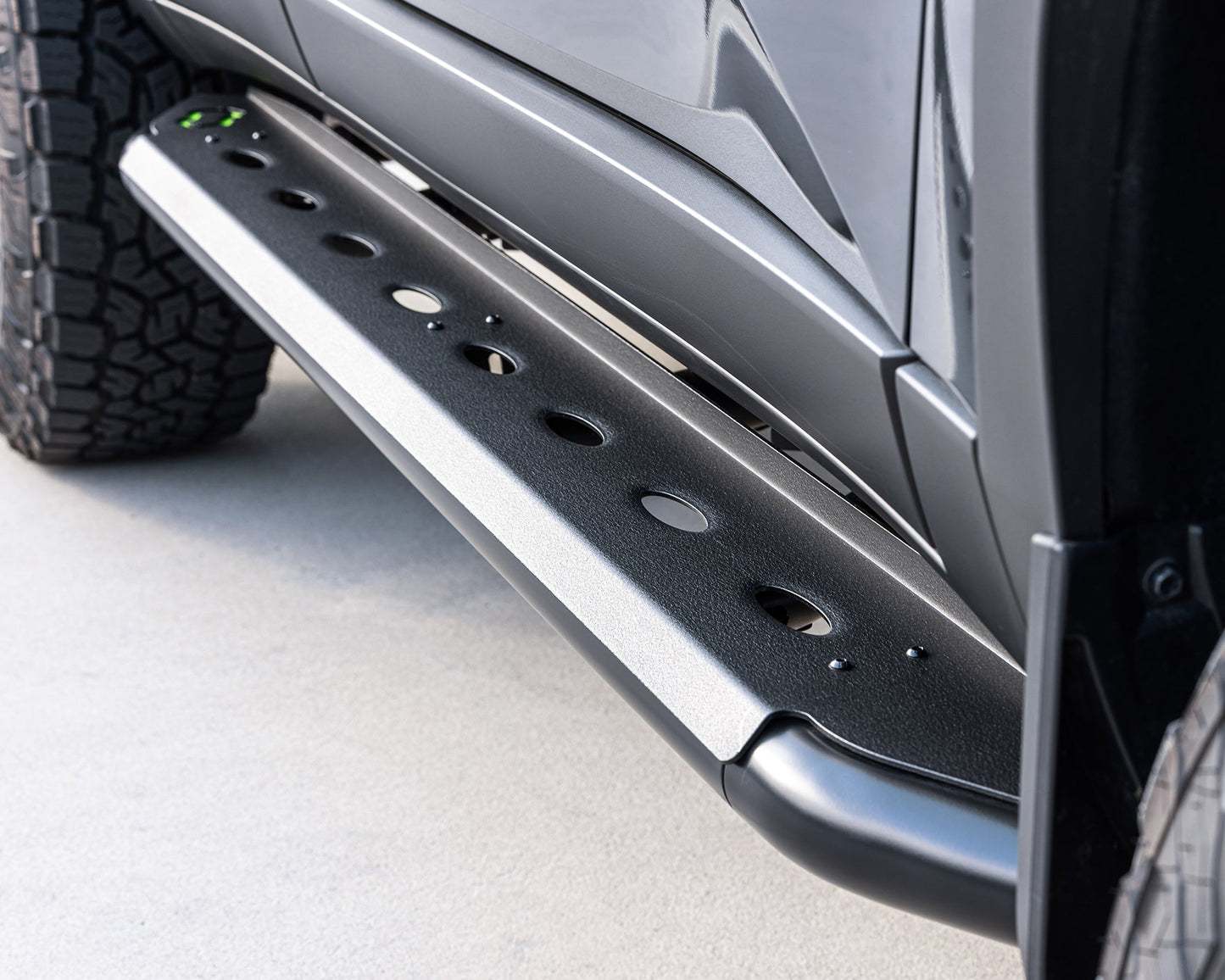 Premium Side Steps